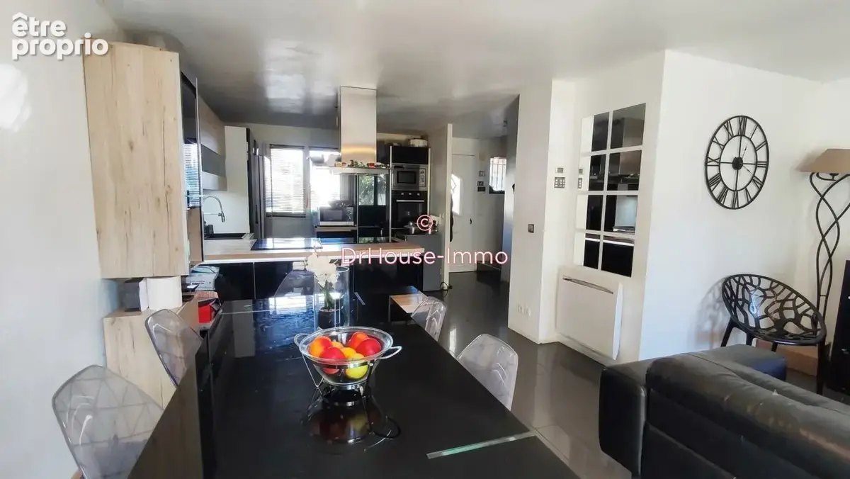 Maison 92 m² à Argenteuil  - photo 6