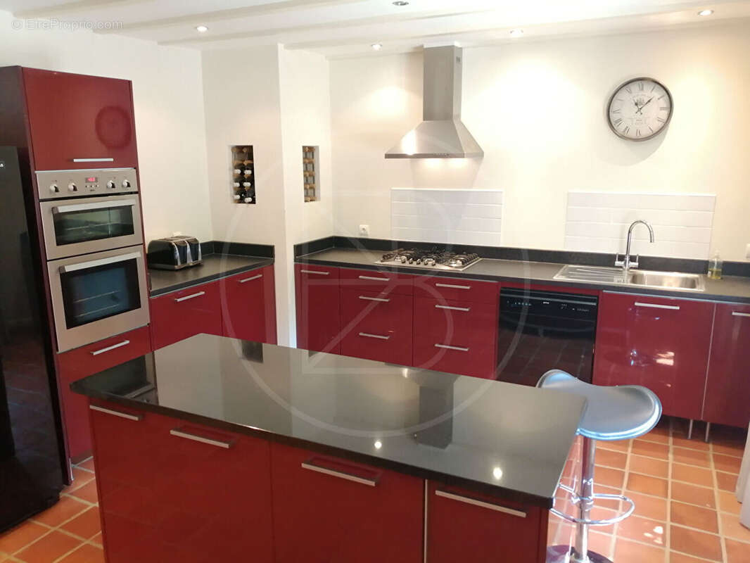 Maison à MONTIGNAC-DE-LAUZUN