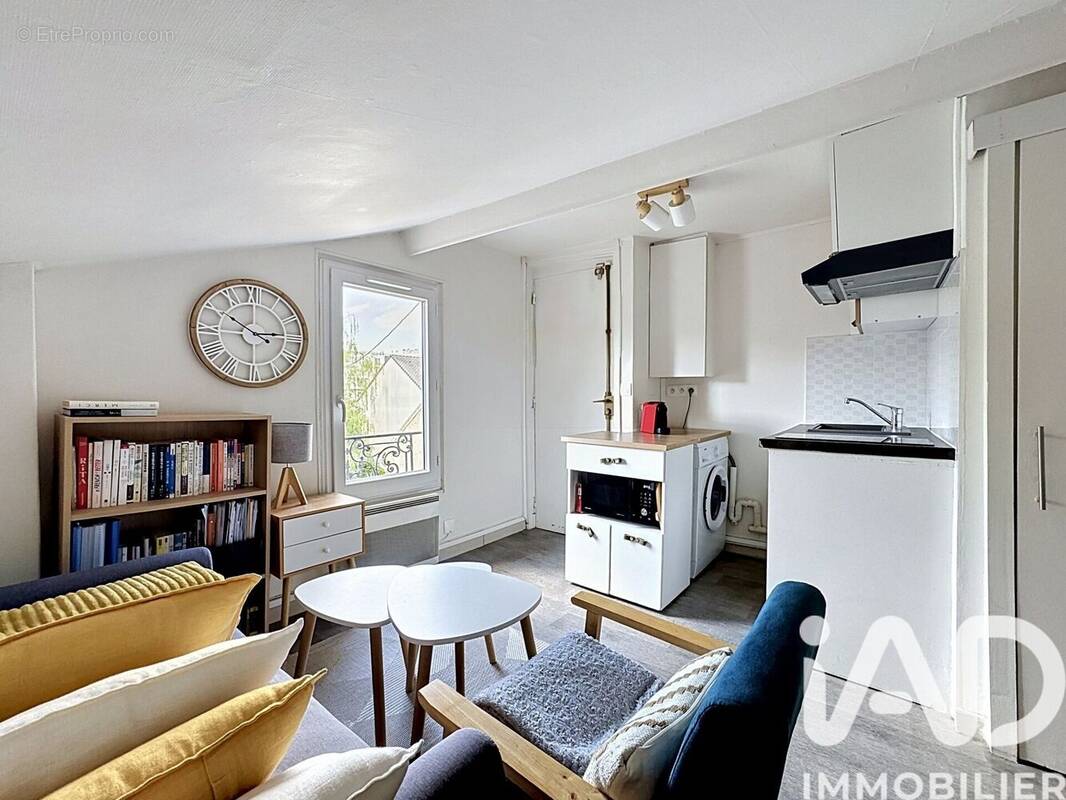 Photo 1 - Appartement à LES LILAS