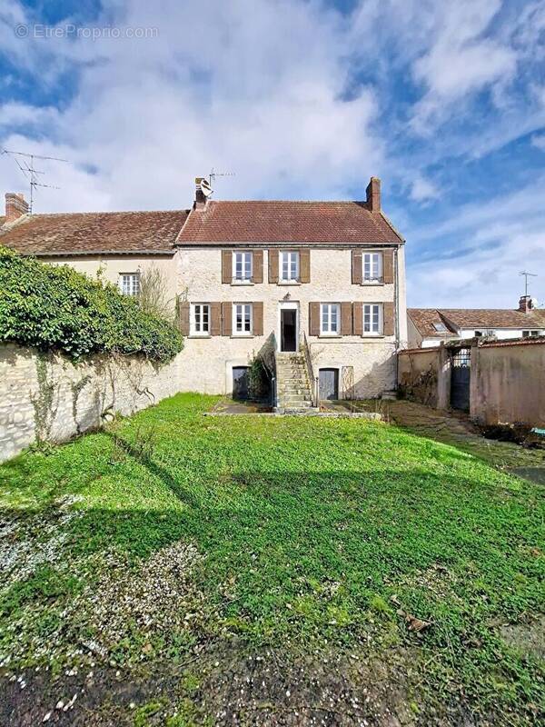 Maison à MAGNY-EN-VEXIN