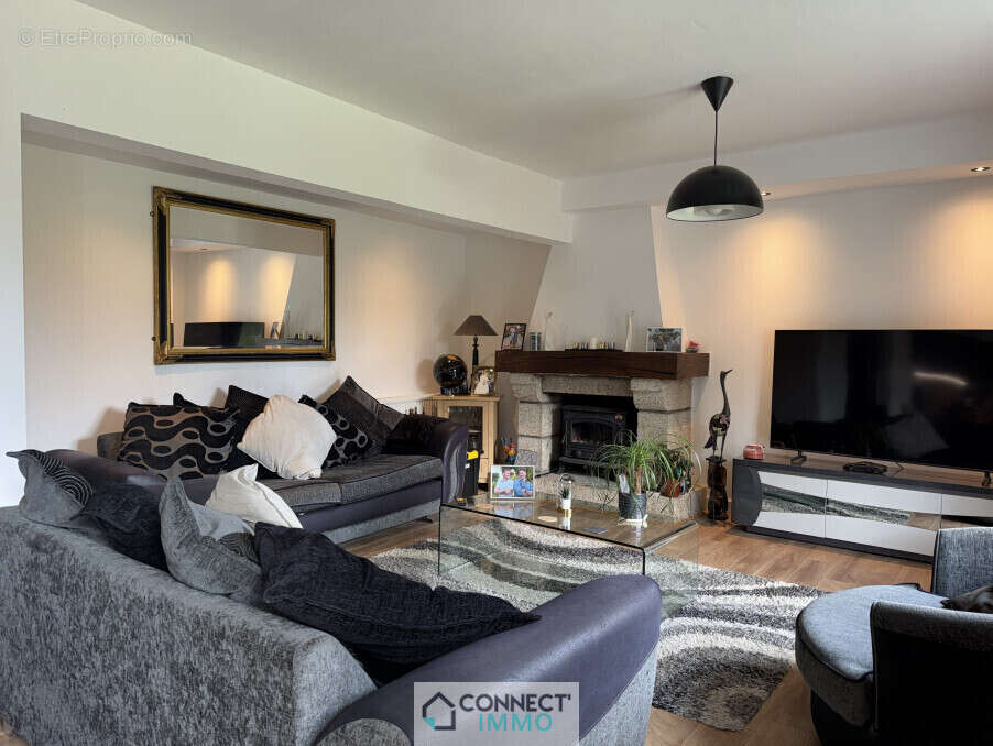 Maison à LA FEUILLEE