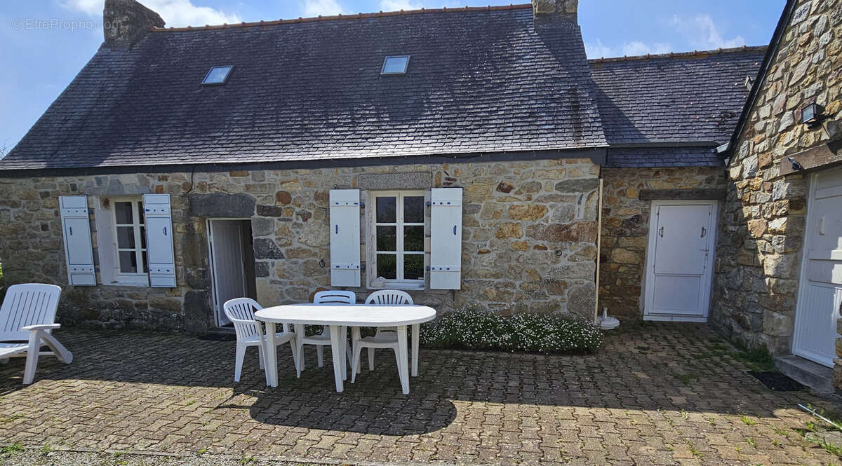 Maison à CAMARET-SUR-MER