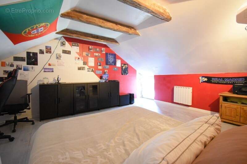 Maison à SAINT-AGREVE