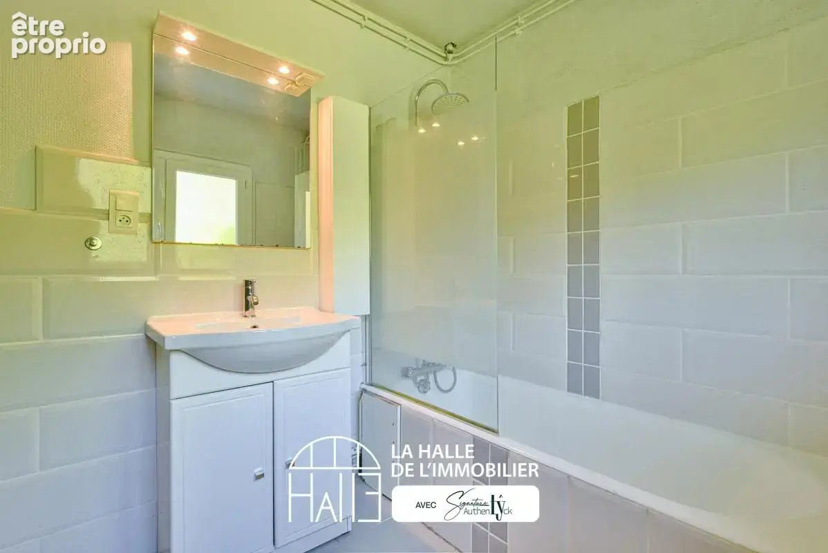 Maison 84 m² à Le Vigen  - photo 8