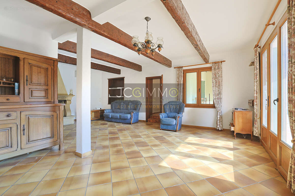 Maison à PIERREFEU-DU-VAR