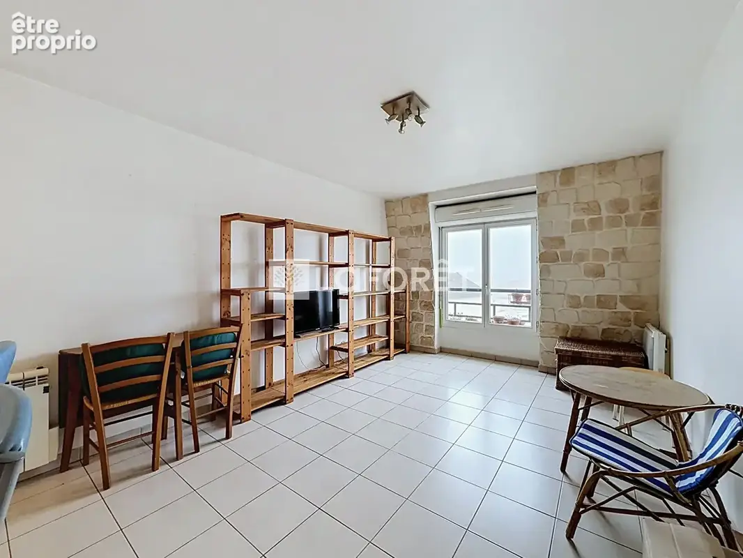 Carrières-sous-Poissy - Appartement 2 pièces de 38 m² avec parking, dernier étage - photo 5