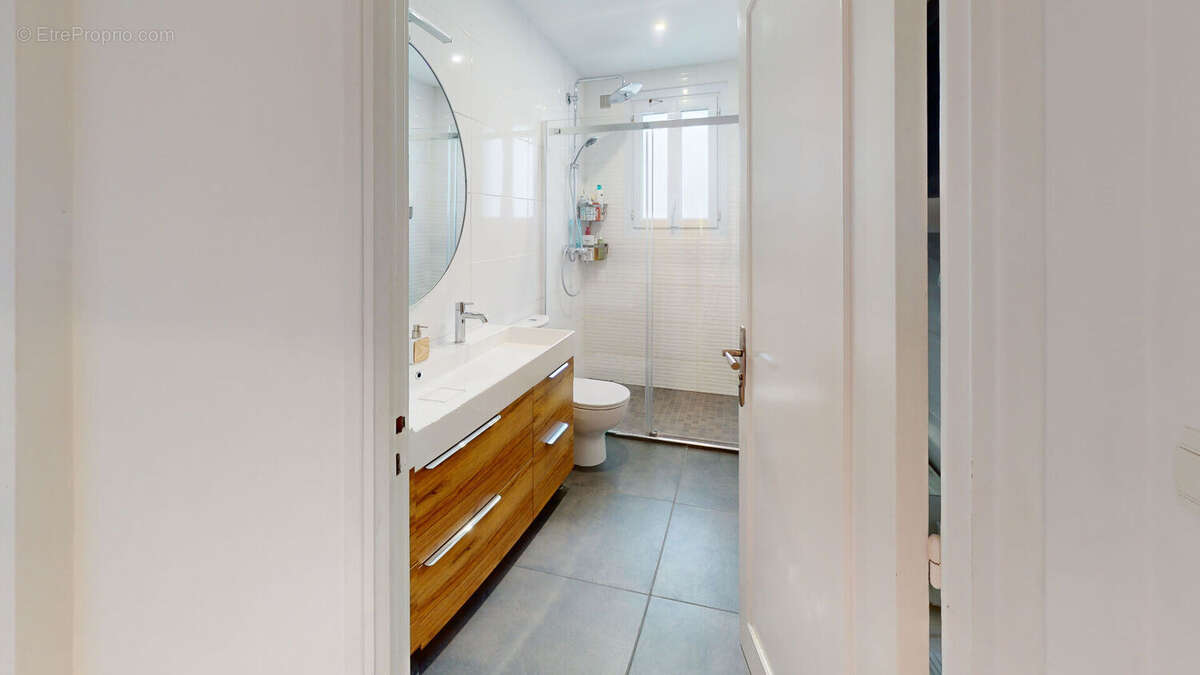 Appartement à VILLENEUVE-LOUBET