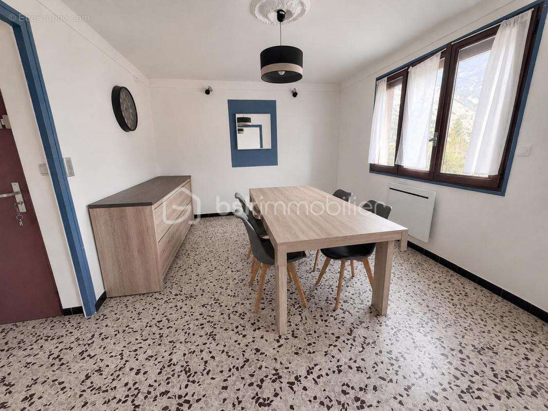 Appartement meublé traversant de 75 m² - photo 4