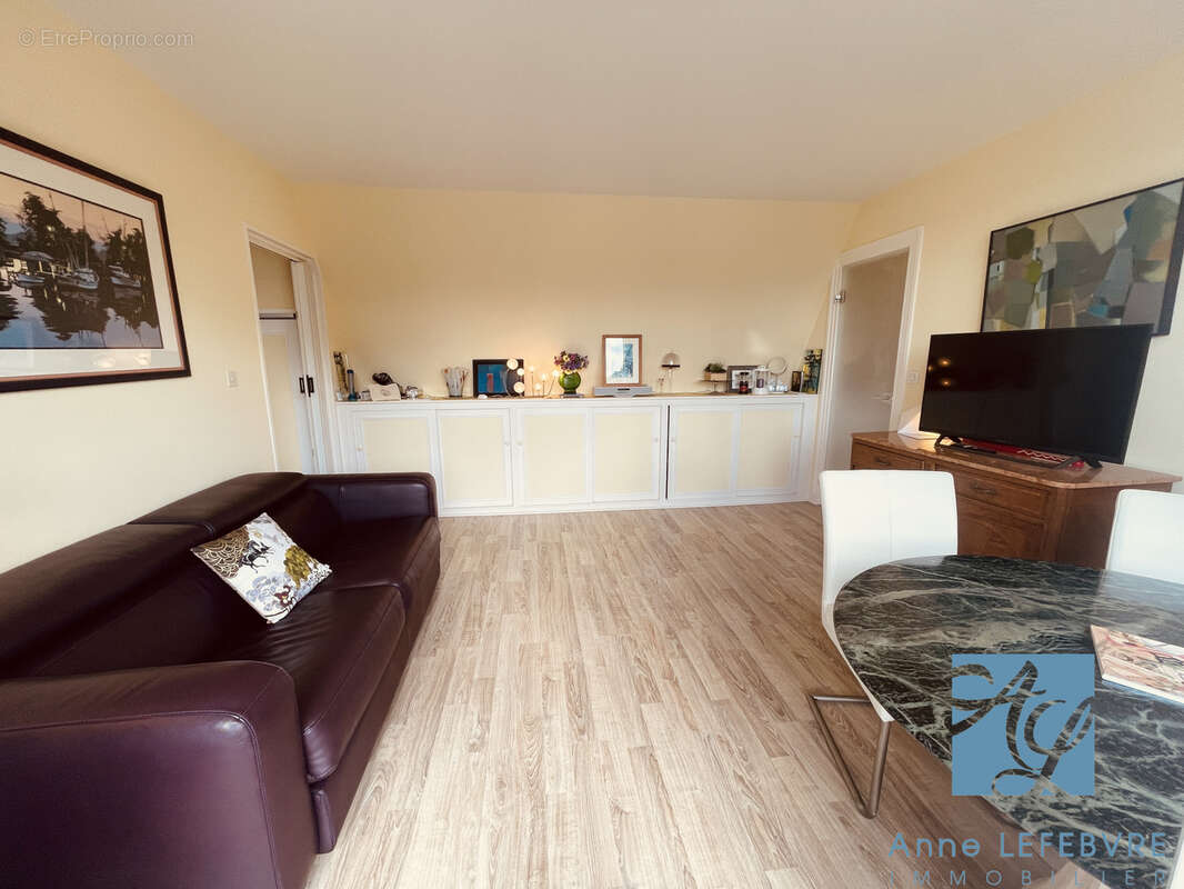 Appartement à TROUVILLE-SUR-MER
