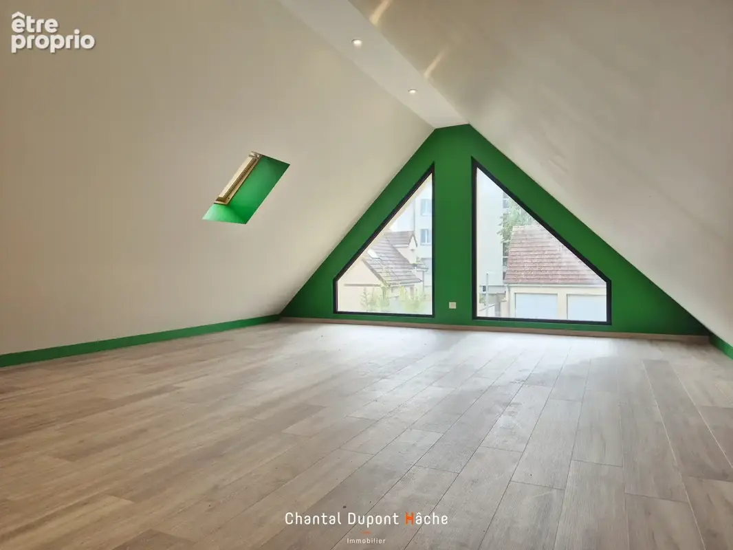 LUISANT - Maison neuve de 272 m2 avec 5 chambres et garage double ! - photo 18