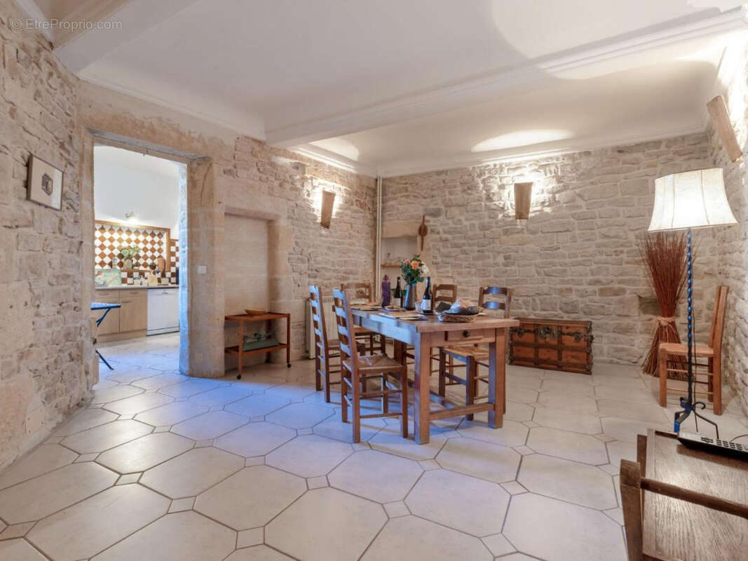 Appartement à CALVISSON