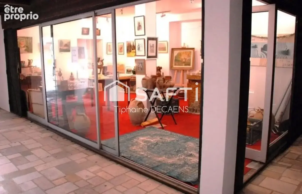 Photo 1 - Commerce à LA ROCHE-POSAY