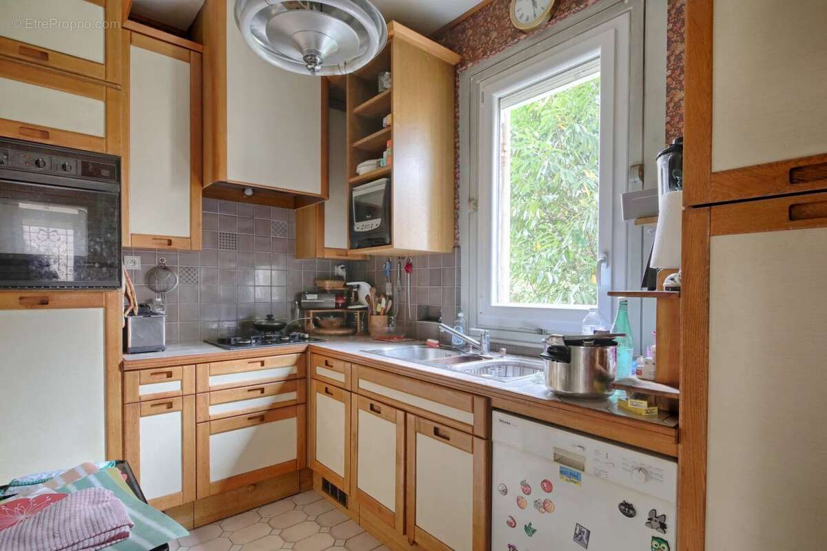 Maison à SAINT-MAUR-DES-FOSSES