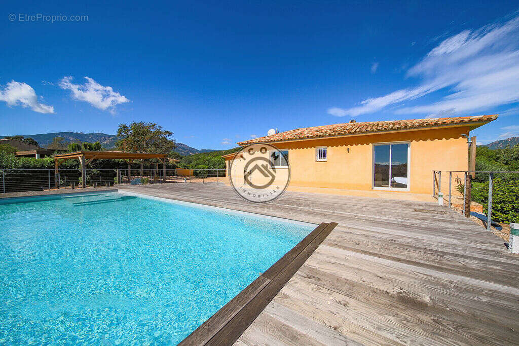 Maison à PORTO-VECCHIO