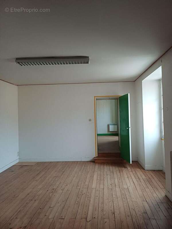 Photo 3 - Appartement à CHALAIS