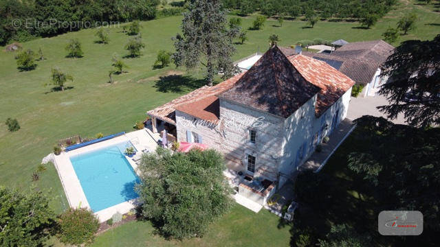 Maison à CASTELMORON-SUR-LOT
