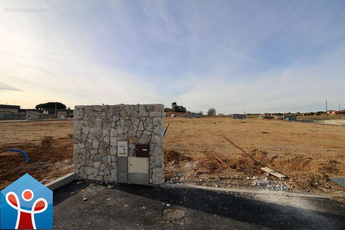 Terrain à PORTIRAGNES