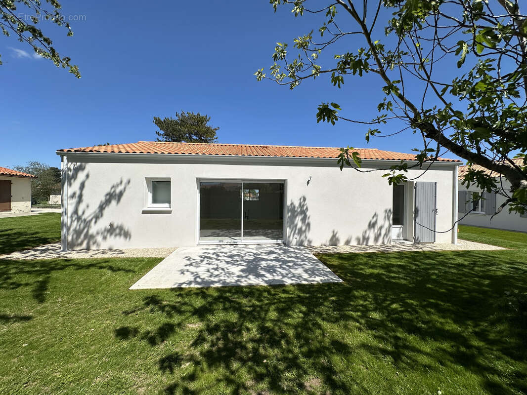 Autre à MESCHERS-SUR-GIRONDE