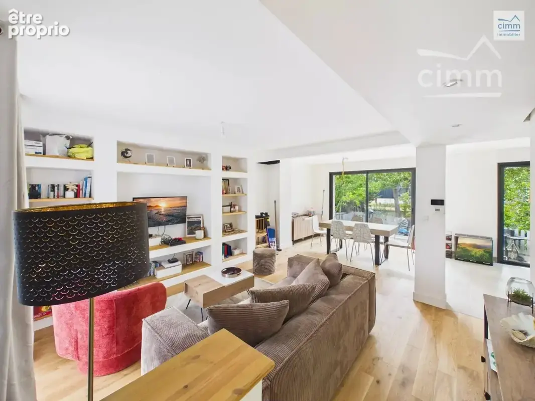 maison de 112 m2 plein centre de Pont Péan - photo 5