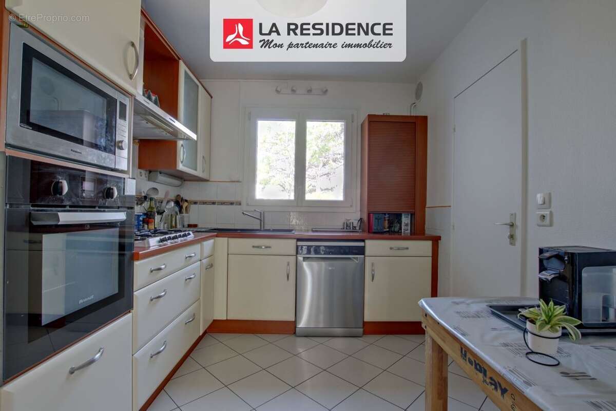 Maison 148 m² à Coignieres  - photo 5