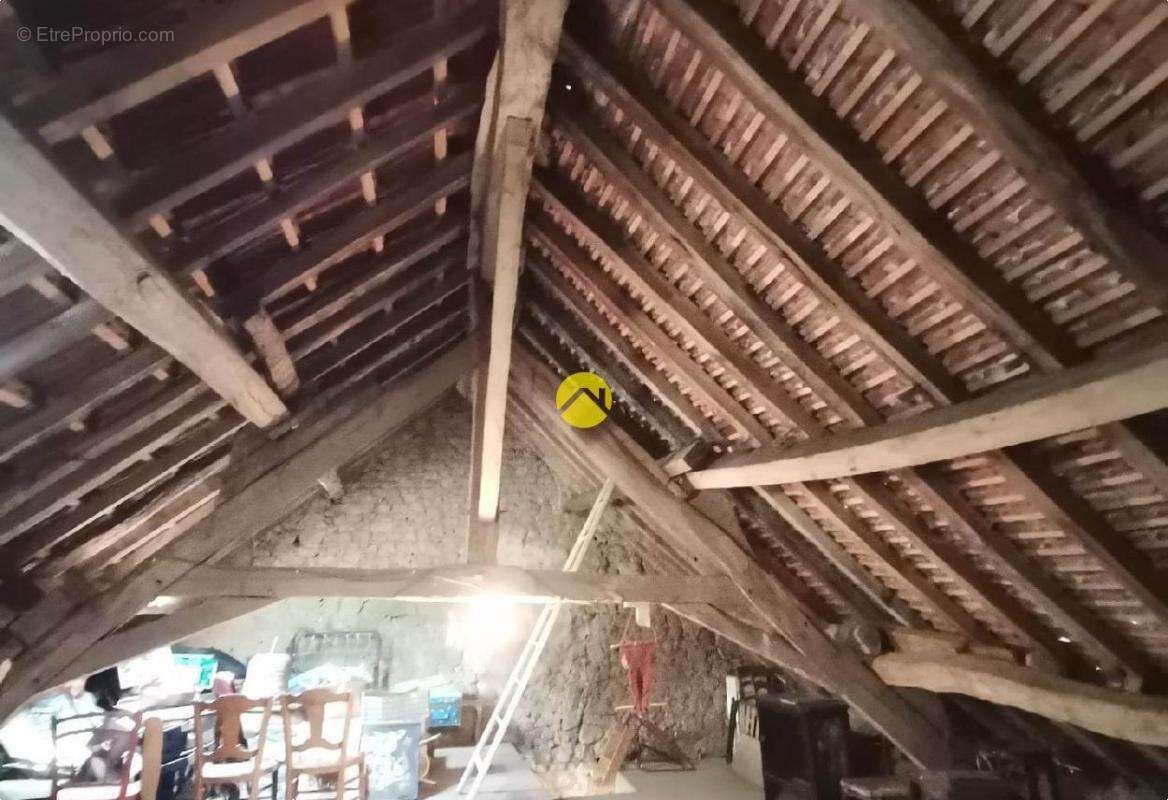 Maison à HURIEL