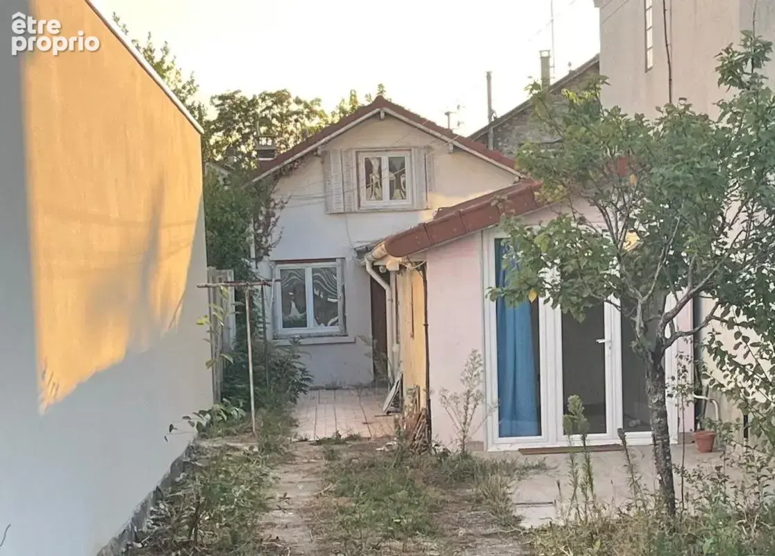 Maison à VAIRES-SUR-MARNE