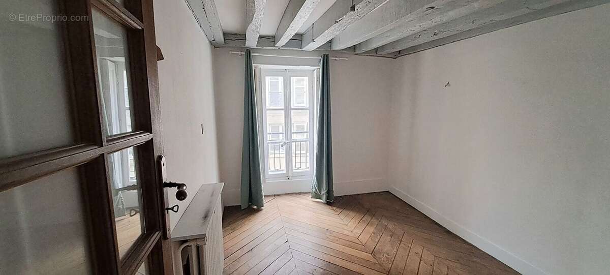 Appartement à VERSAILLES