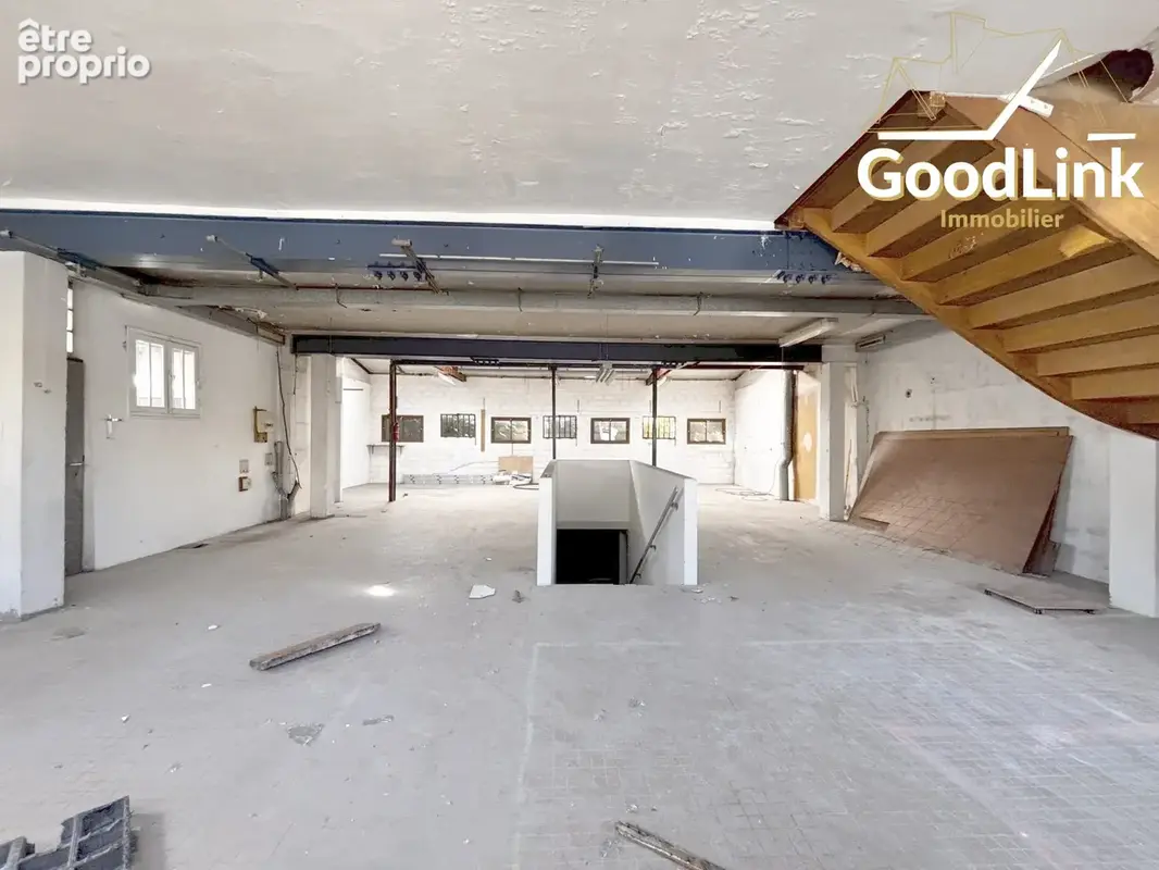 Commerce 265 m² à vendre à Bondy (93140) - photo 2