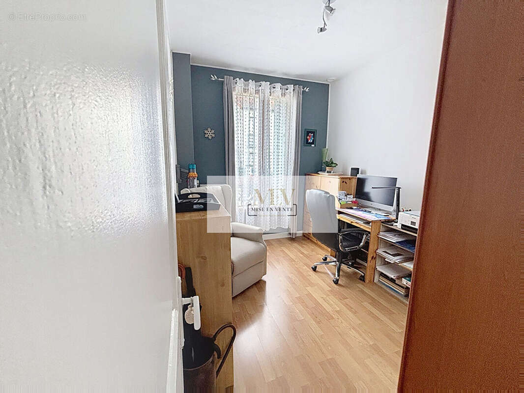 Maison à LE PERREUX-SUR-MARNE