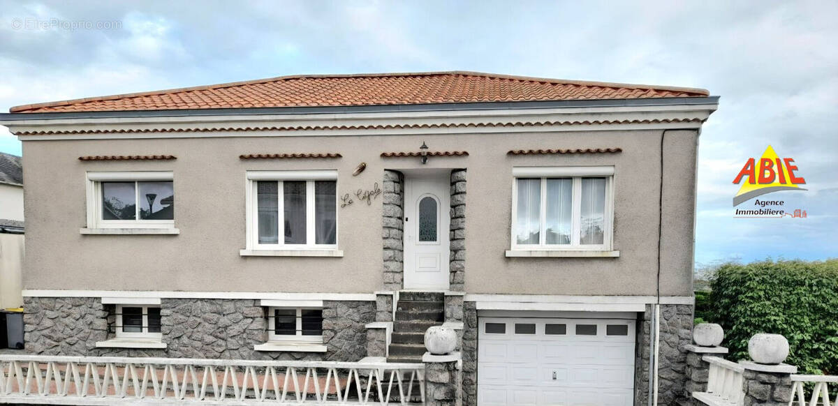 Photo 1 - Maison à SAINT-PARDOUX