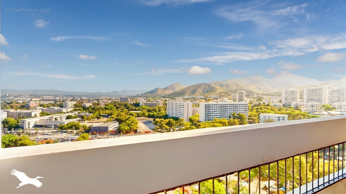 Appartement à MARSEILLE-9E