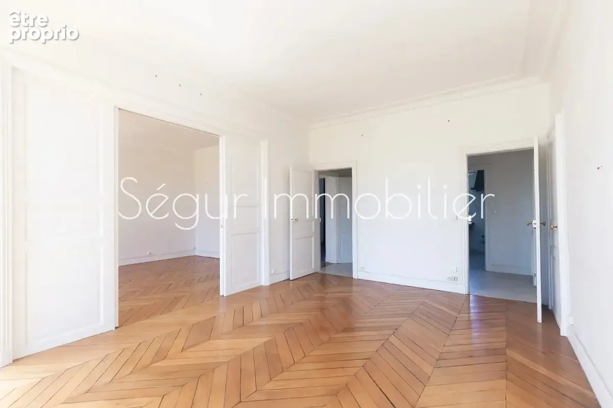 Versailles Notre Dame: appartement de 79m2  baigné de lumière - photo 4