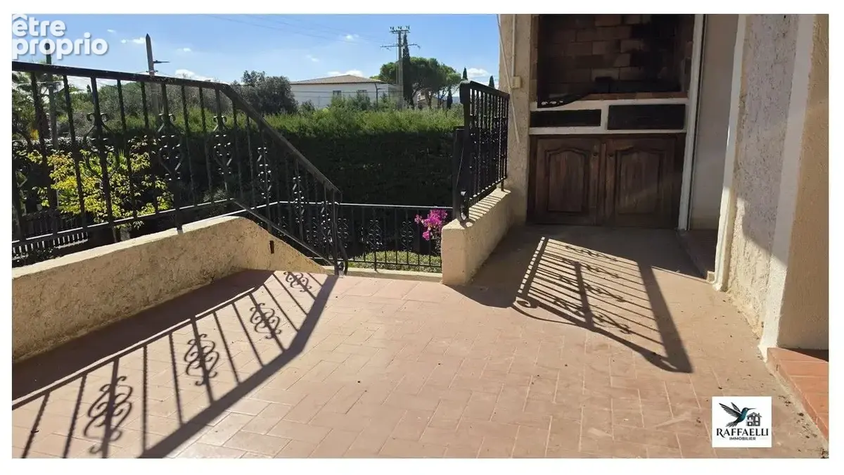 Appartement 3 pièces 92 m² à vendre à Puget-Sur-Argens (83480) - photo 3