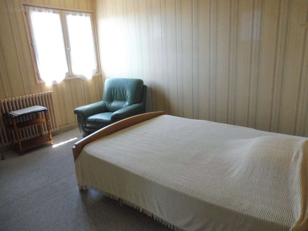 Maison 138 m² à Landrevarzec  - photo 8