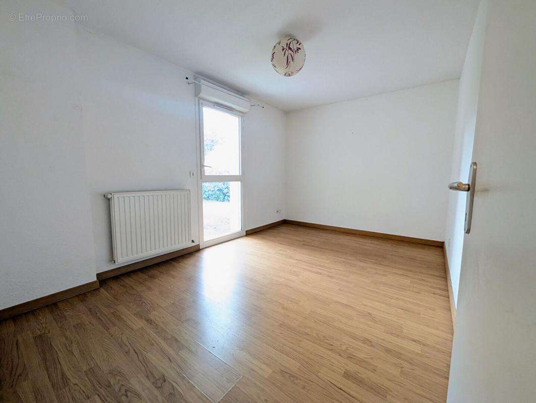 Appartement avec parking/terrasse - merignac capeyron - t3 de 68 m² - photo 7