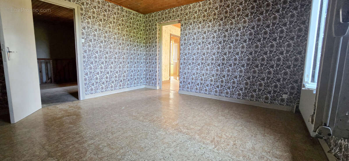 Maison à SAINT-MAURICE-DE-LIGNON