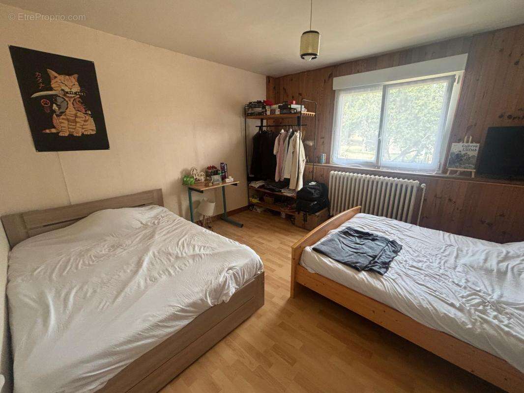 Maison avec dépendances et 6920 m² de terrain - photo 6