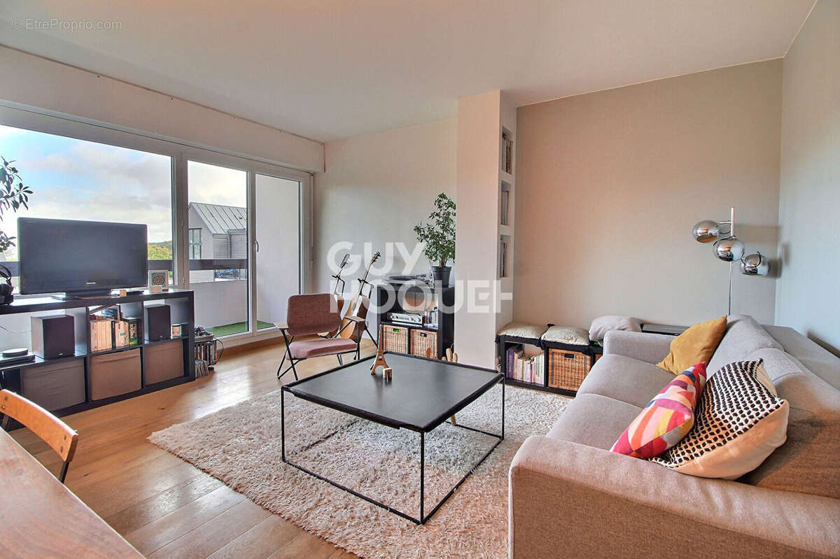 Appartement à CHAVILLE