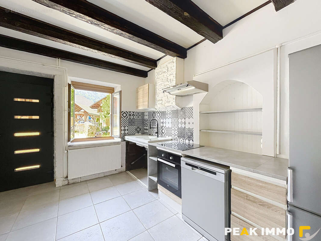 Appartement à DOUSSARD