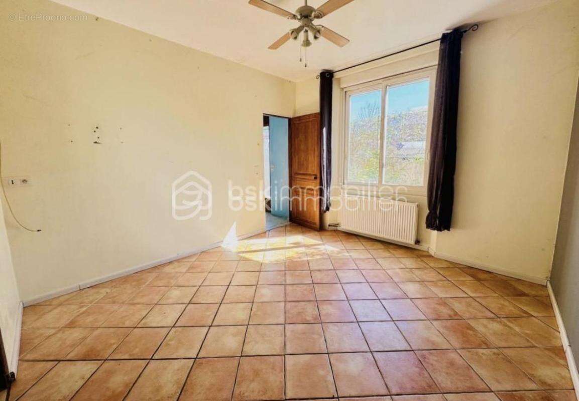 PROCHE GARE - Maison 7 Pièces - 127m2 - photo 2
