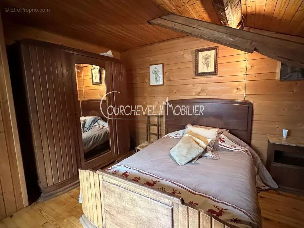 Maison à LA PERRIERE