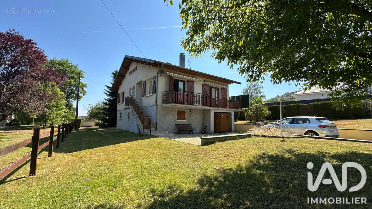 Maison 93 m² à Devecey  - photo 2