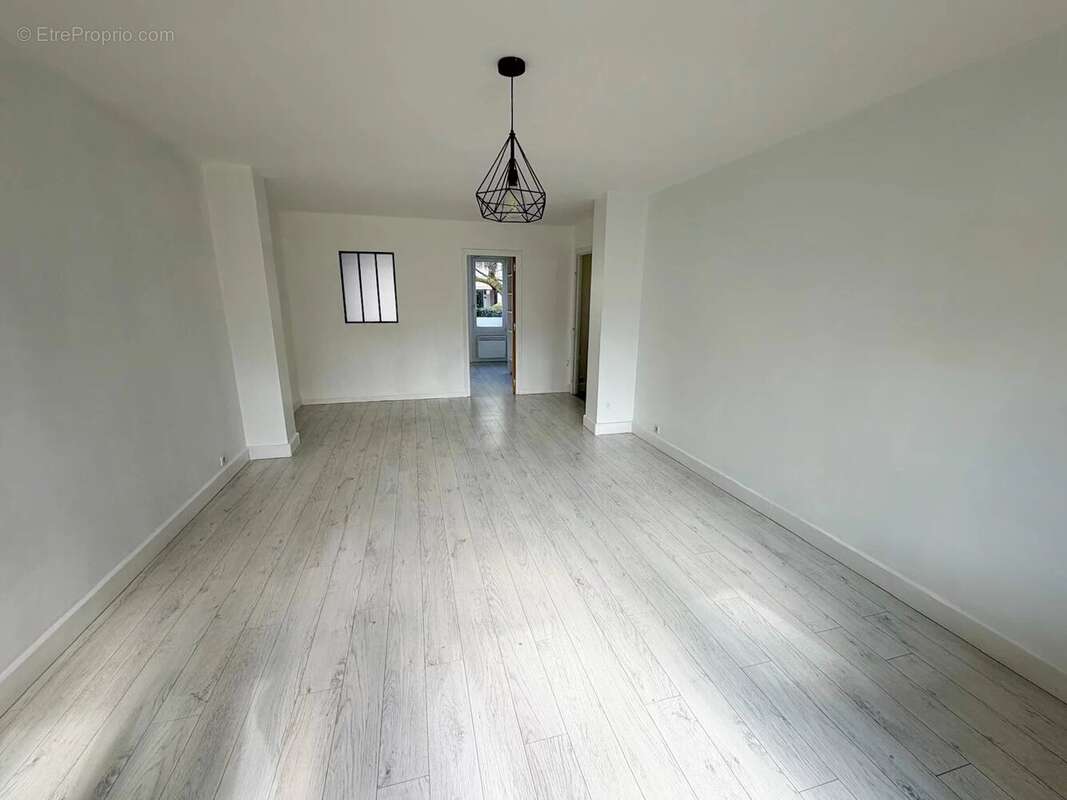 Appartement à LE RAINCY