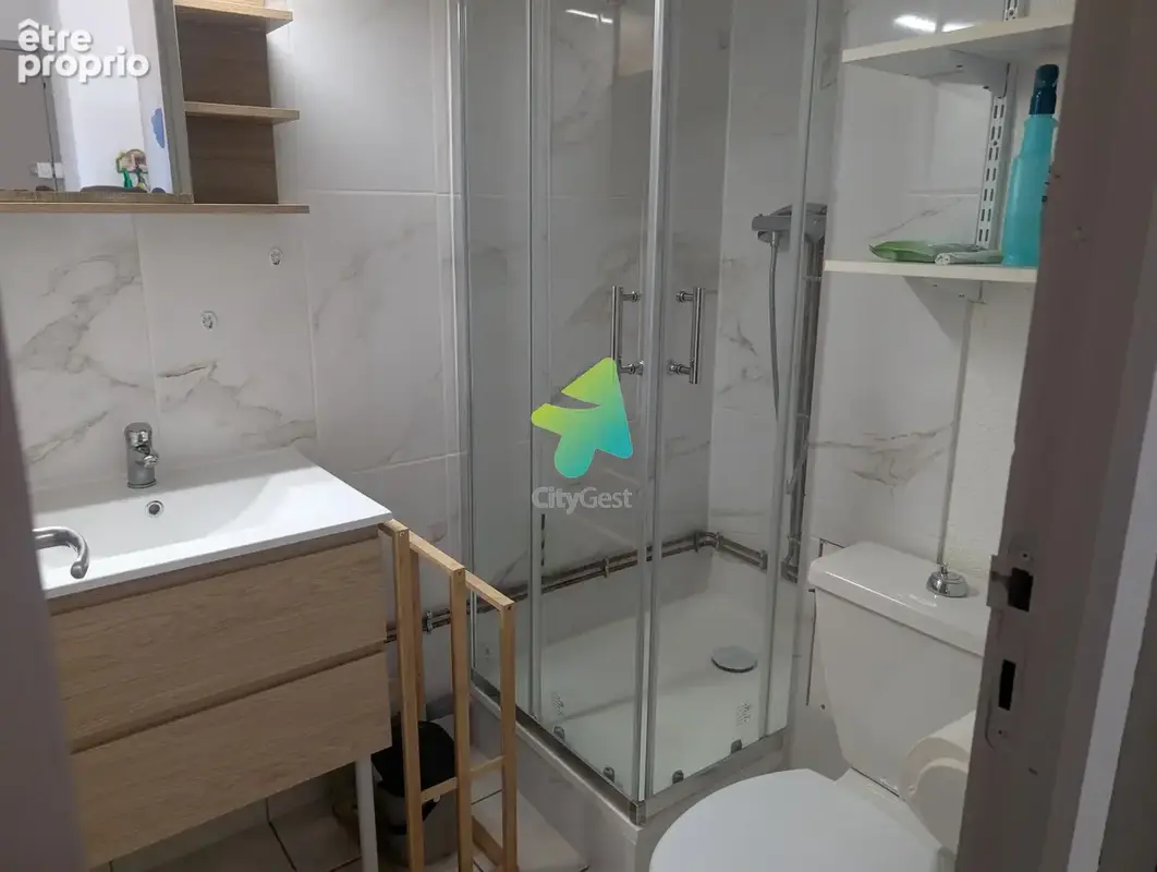 A saisir Appartement T2 Cabine à Saint Pierre la Mer - photo 4