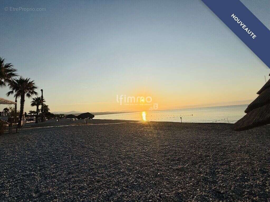 Appartement à VILLENEUVE-LOUBET