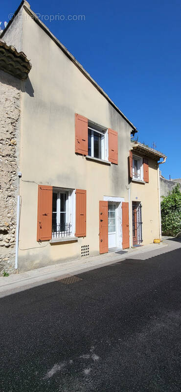 Maison à VIOLES