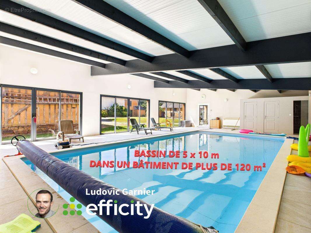 Maison à SAINT-HILAIRE-DU-HARCOUET