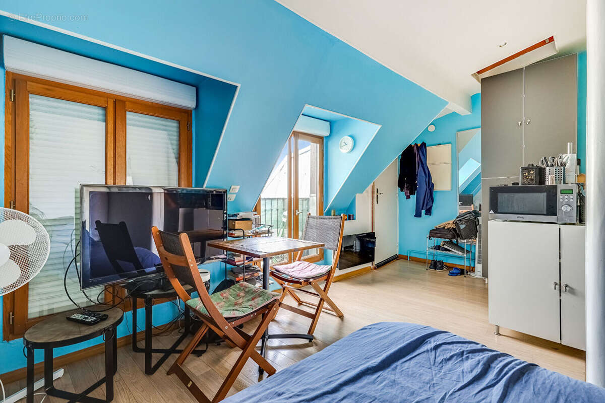 Appartement Paris 1 pièce(s) 16 m2 - photo 3