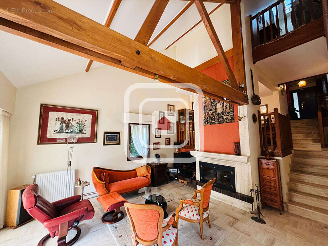 Maison à VILLE-EN-SELVE