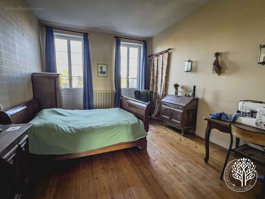 Maison à TONNAY-CHARENTE